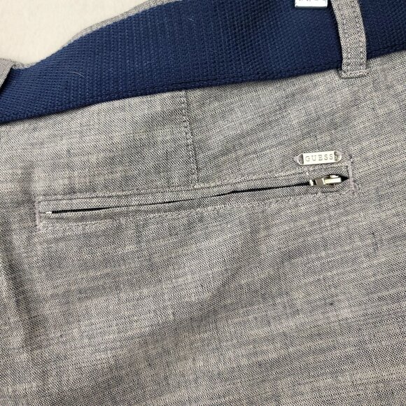 Mens Guess Slim-Fit Gray Shorts With Navy Belt Size 36 Cotton Blend - Picture 8 of 10